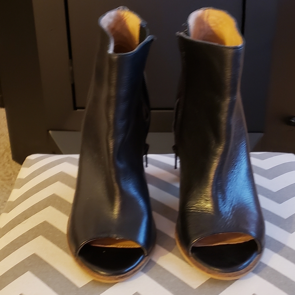 H&M Booties - Picture 2 of 2